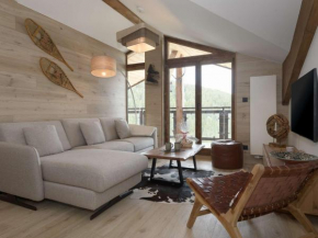Appart. 65m² 6 pers - 2 Chambres - Au pied des pistes - Parking et WiFi - FR-1-631-159